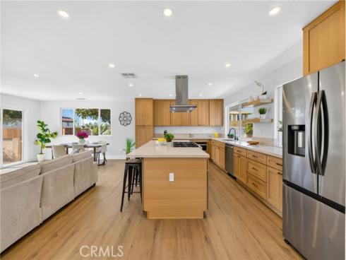 1482 N Grand , Orange, CA