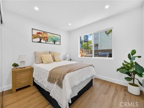 1482 N Grand , Orange, CA