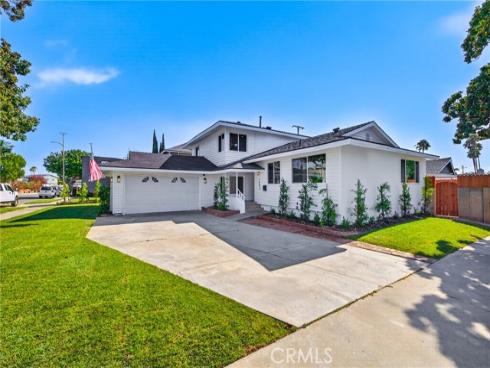 1482 N Grand , Orange, CA
