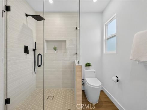 1482 N Grand , Orange, CA