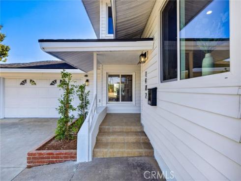 1482 N Grand , Orange, CA