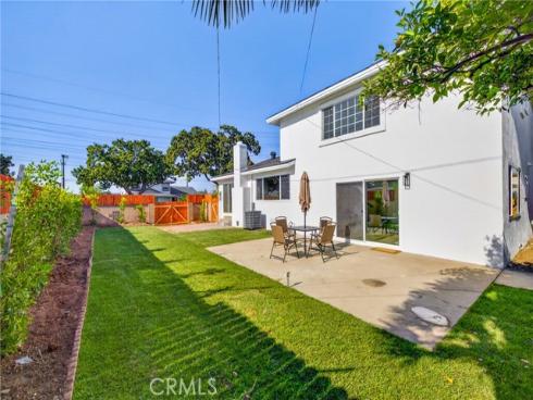 1482 N Grand , Orange, CA