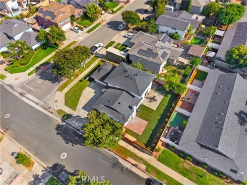 1482 N Grand , Orange, CA