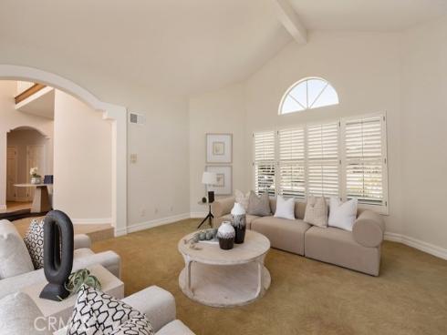 3802 E Rolling Green Lane, Orange, CA
