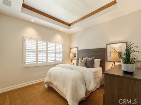 3802 E Rolling Green Lane, Orange, CA