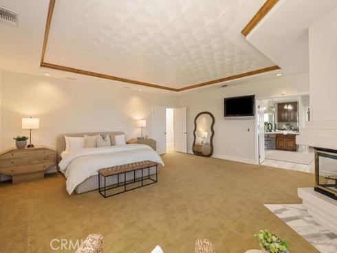 3802 E Rolling Green Lane, Orange, CA