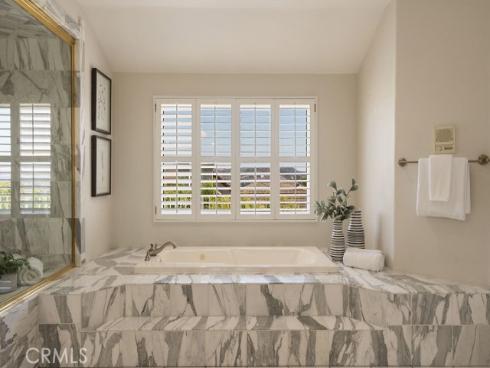 3802 E Rolling Green Lane, Orange, CA