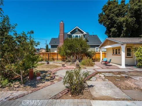 349 N Pine , Orange, CA
