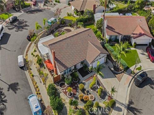 2580 N Robinhood , Orange, CA