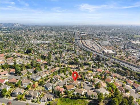 2580 N Robinhood , Orange, CA