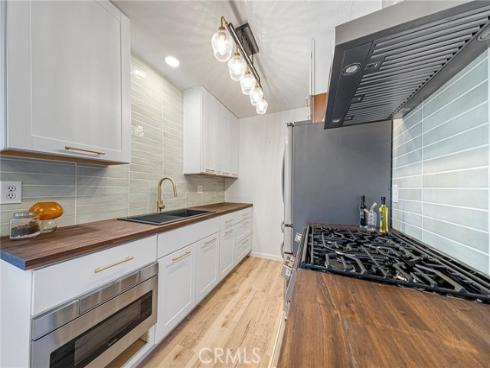 660 S. Glassell Street 54