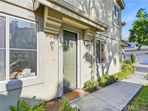 422 N. Bloomberry C