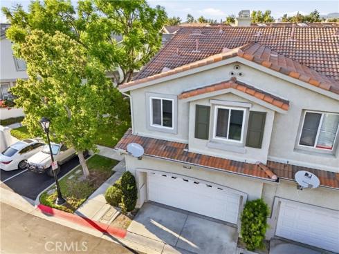 422 N Bloomberry C , Orange, CA