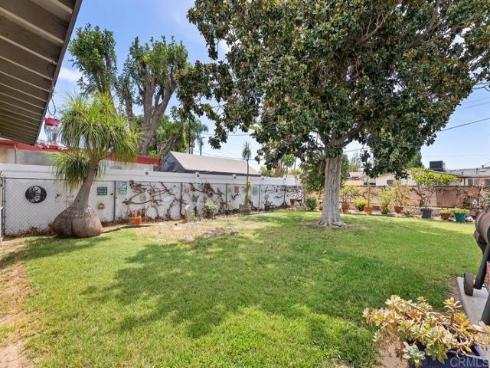 2028 W Maple Avenue, Orange, CA