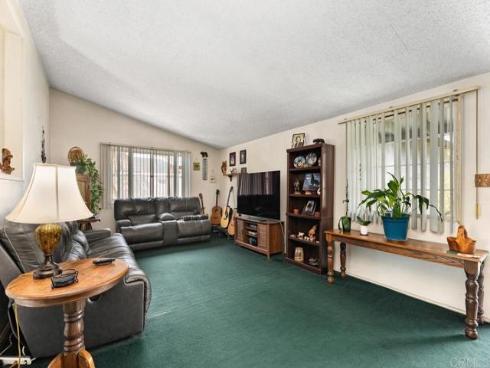 2028 W Maple Avenue, Orange, CA