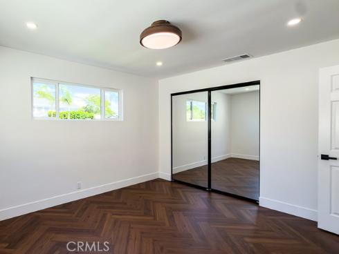 527 N Park , Orange, CA