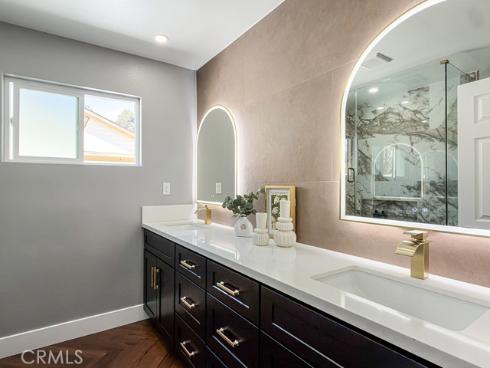 527 N Park , Orange, CA