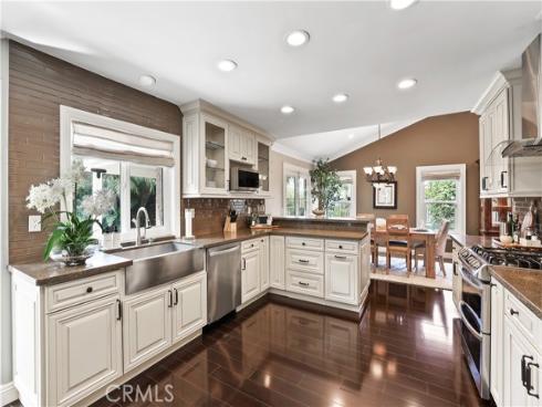 2204 E Vista Mesa Way, Orange, CA
