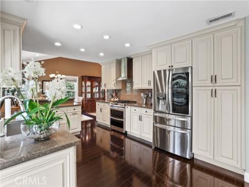2204 E Vista Mesa Way, Orange, CA