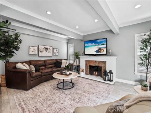 2204 E Vista Mesa Way, Orange, CA