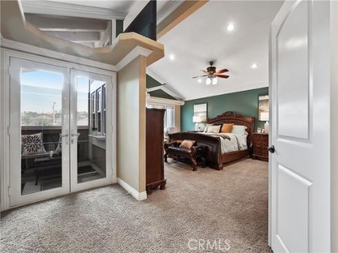 2204 E Vista Mesa Way, Orange, CA