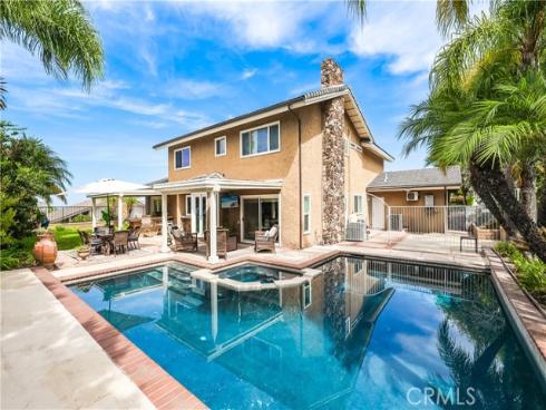 2204 E Vista Mesa Way, Orange, CA