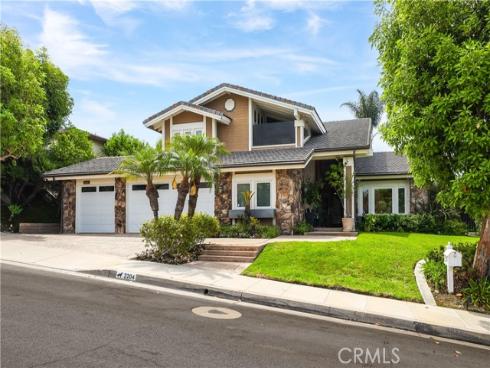 2204 E Vista Mesa Way, Orange, CA