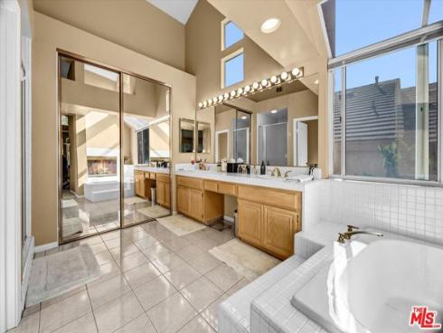 6941 E Pinnacle Pointe , Orange, CA