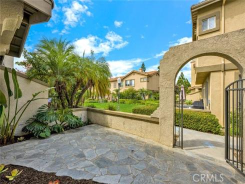 470 N Londonderry B Lane, Orange, CA