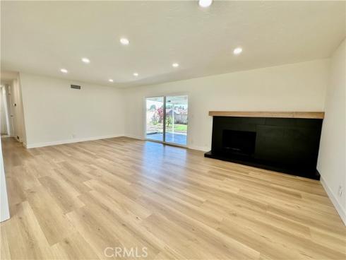 3538 E Almond , Orange, CA