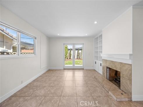 831 E Hoover , Orange, CA
