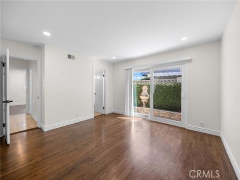 831 E Hoover , Orange, CA