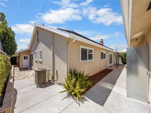 831 E Hoover , Orange, CA