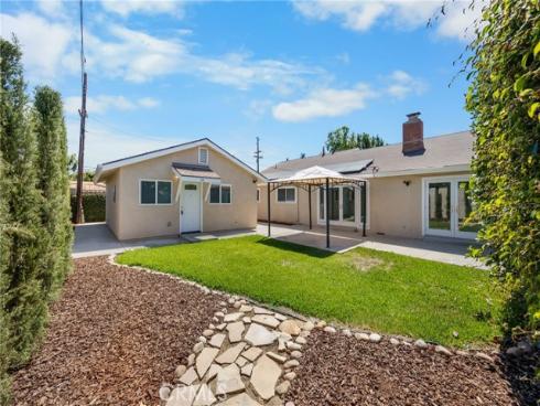 831 E Hoover  , Orange, CA