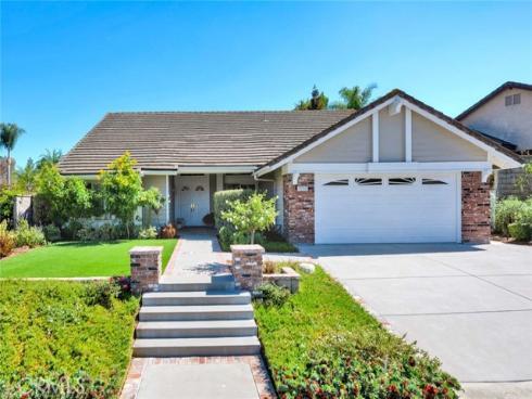 7710 E Strawberry Ridge , Orange, CA