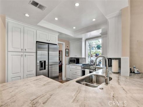7710 E Strawberry Ridge , Orange, CA
