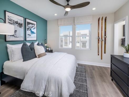 1074 E Overlook Drive, Orange, CA