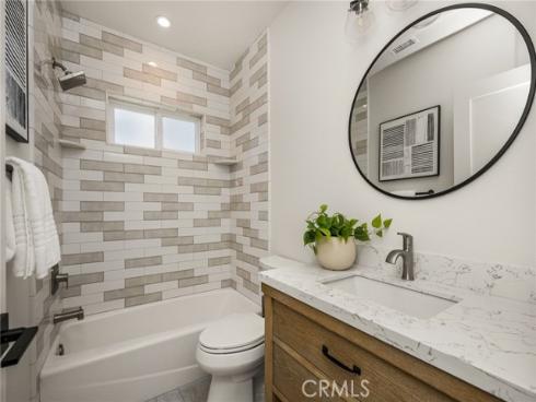 1209 E Walnut , Orange, CA