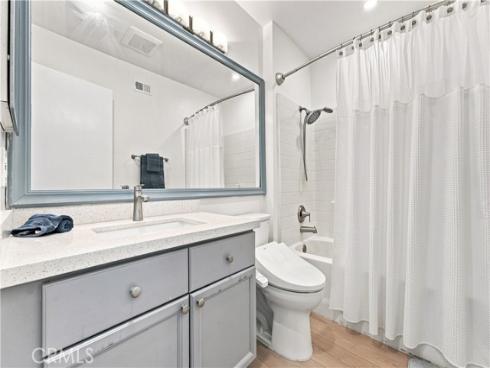 3404 E Lambeth C Court, Orange, CA