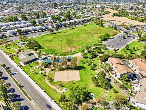3404 E Lambeth C Court, Orange, CA