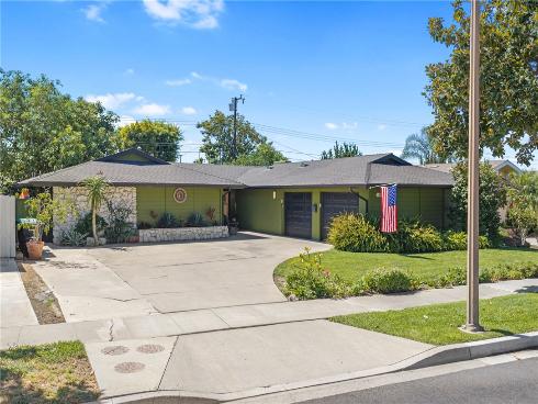 1408 E Fairway Dr , Orange, CA