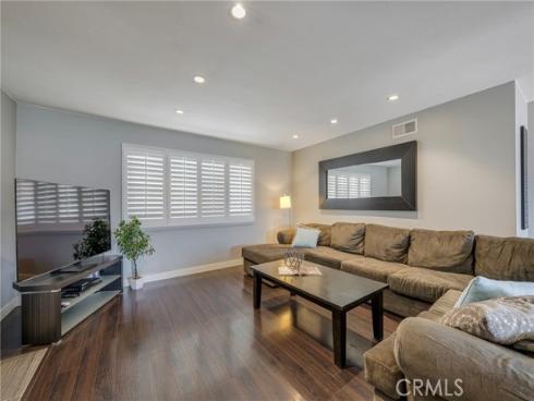 325 E Woodvale Avenue, Orange, CA