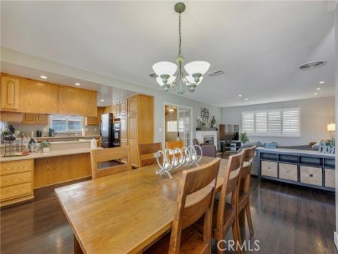 325 E Woodvale Avenue, Orange, CA
