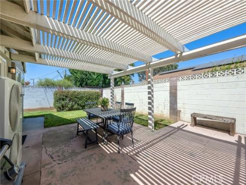 325 E Woodvale Avenue, Orange, CA