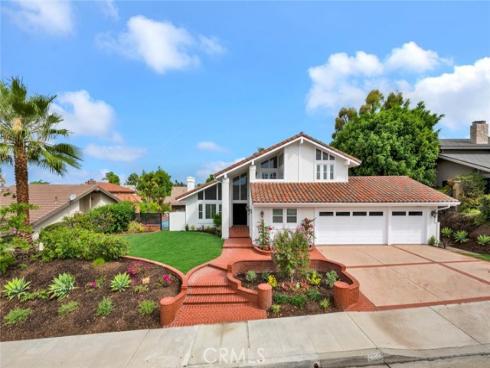 2121 E. Vista Mesa Way
