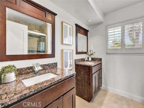 2121 E Vista Mesa Way, Orange, CA