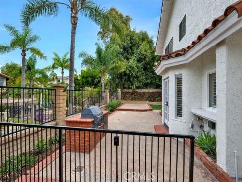 2121 E Vista Mesa Way, Orange, CA