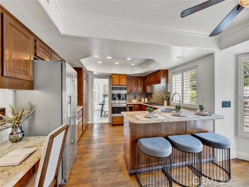 2121 E Vista Mesa Way, Orange, CA