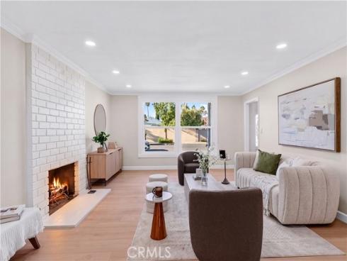 1524 E Briardale , Orange, CA