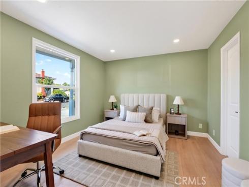 1524 E Briardale , Orange, CA